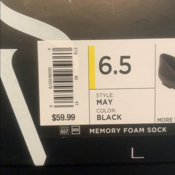 Vera Wang flats - Picture 8 of 8